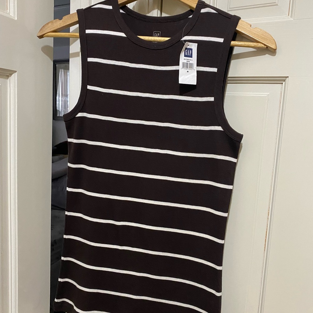 GAP MEDIUM TOP - Picture 2 of 4